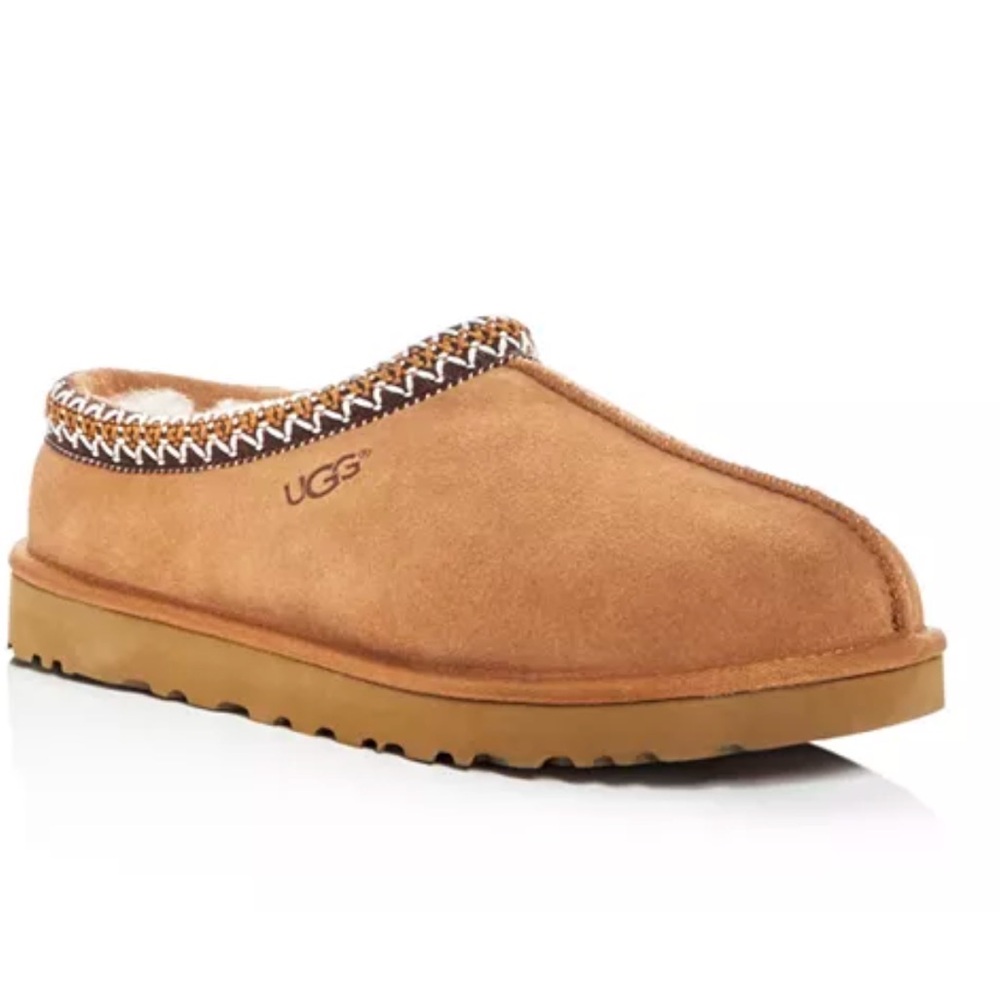 UGG Tasman Women’s Slipper. Size 8 Chestnut. Worn 1x inside the house.
